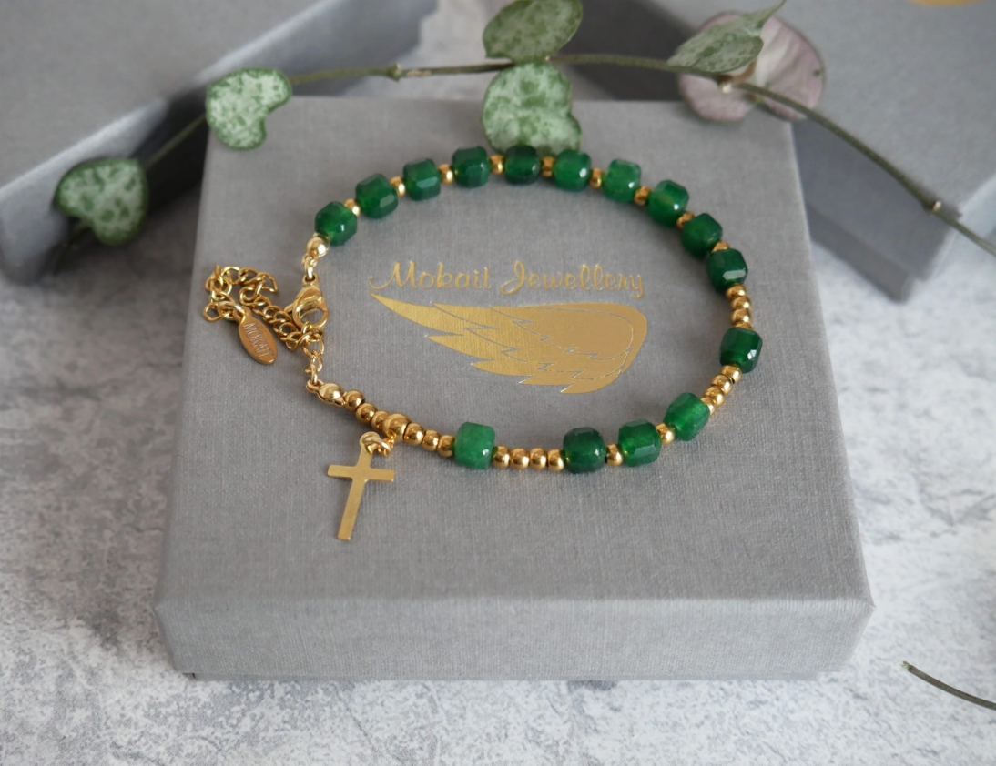 Bransoletka różaniec na ręke z kamieni Chalcedon zielony -  Bransoletka z krzyżem regulowana z zapięciem  - Bransoletka różaniec na ręke z kamieni Chalcedon zielony -  Bransoletka z krzyżem regulowana z zapięciem
