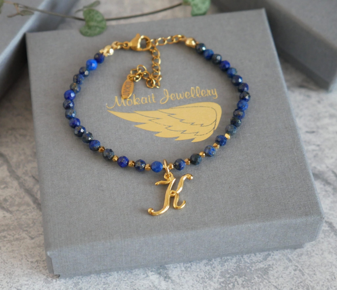  Bransoletka z literą K - Kamień lapis lazuli i hematyt - Bransoletka z dowolną literą  - Bransoletka z literą K - Kamień lapis lazuli i hematyt - Bransoletka z dowolną literą