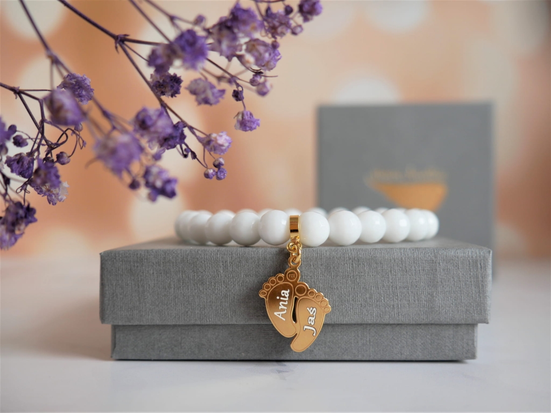 Configurator  >> Natural stone bracelet with one charm with your own engraving - Personalized jewelry - P1110810.jpg