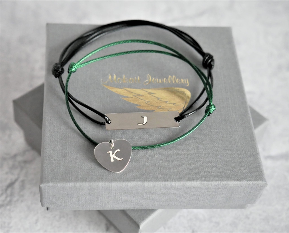 Zestaw Bransoletek dla Niej i dla Niego  ONA / ON na czarnym i zielonym sznurku serce i prostokąt  Srebro 925 - Bransoletki dla Par  - Zestaw Bransoletek dla Niej i dla Niego ONA / ON na czarnym i zielonym sznurku serce i prostokąt Srebro 925 - Bransoletki dla Par