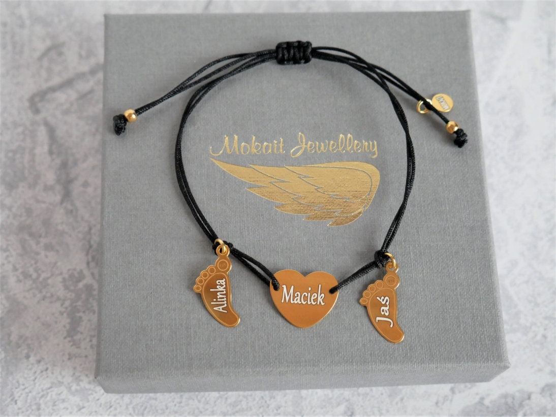 Bransoletka personalizowana serce i dwie stópki dziecka  z dowolnymi imionami - Pomysł na prezent - Bransoletka personalizowana serce i dwie stópki dziecka z dowolnymi imionami - Pomysł na prezent