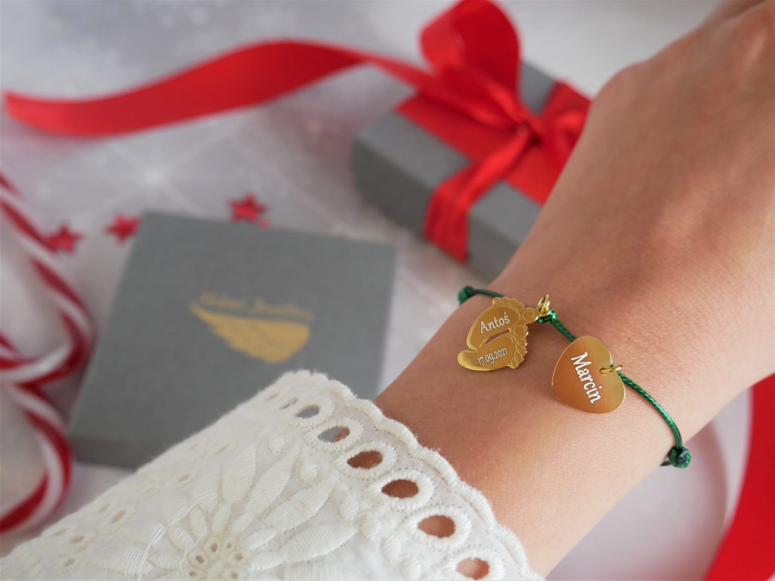 Bransoletka na prezent świąteczny  - Prezent pod choinkę z grawerem - Pomysł na prezent - Bransoletka na prezent świąteczny - Prezent pod choinkę z grawerem - Pomysł na prezent z sercem