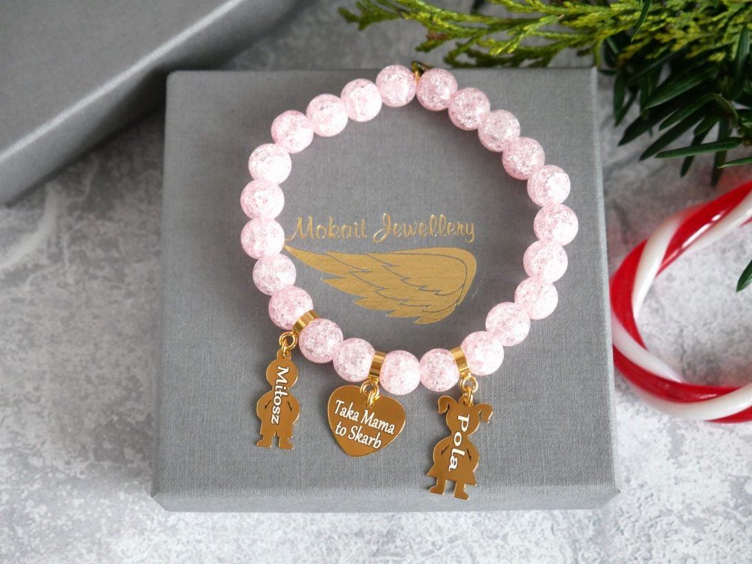 Prezent pod choinkę dla Mamy z sercem Taka Mama to Skarb + imiona dzieci - Biżuteria personalizowana - Pomysł na prezent bożonarodzeniowy z imionami - kamień kryształ różowy - Prezent pod choinkę dla Mamy z sercem Taka Mama to Skarb + imiona dzieci - Biżuteria personalizowana - Pomysł na prezent bożonarodzeniowy z imionami - kamień kryształ różowy