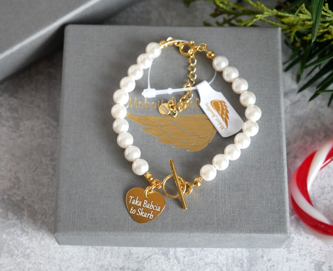 Bransoletka z pereł z sercem Taka Babcia to Skarb - Bransoletka grawerowana - Pomysł na prezent dla Babci - Bransoletka z pereł z sercem Taka Babcia to Skarb - Bransoletka grawerowana - Pomysł na prezent dla Babci