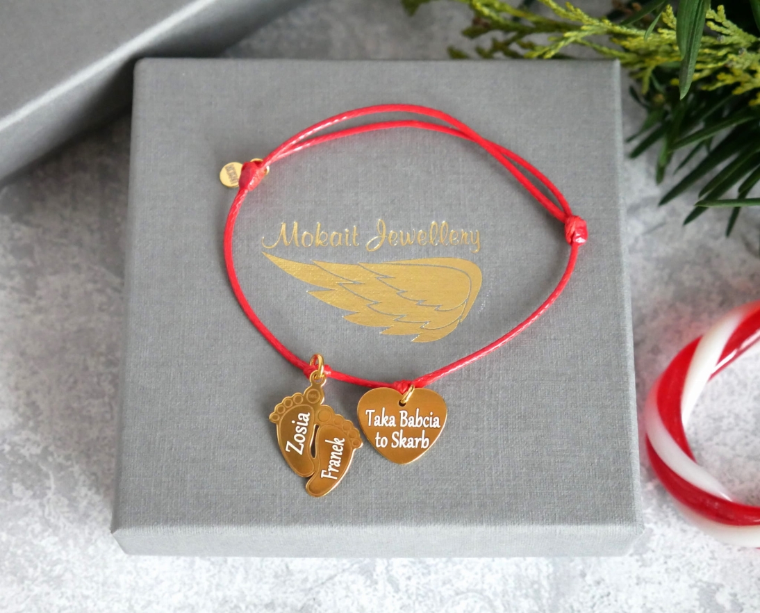 Bransoletka na prezent dla Babci - Serce i stópki z imionami - Pomysł na prezent dla Babci - Bransoletka na prezent dla Babci - Serce i stópki z imionami - Prezent pod choinkę z grawerem - Pomysł na prezent