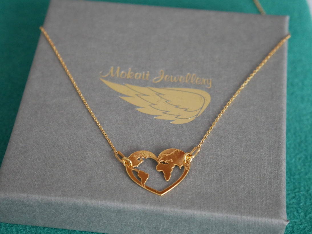 Naszyjnik Mapa Świata w Sercu - kula ziemska łańcuszek na prezent  - P1060181.JPG